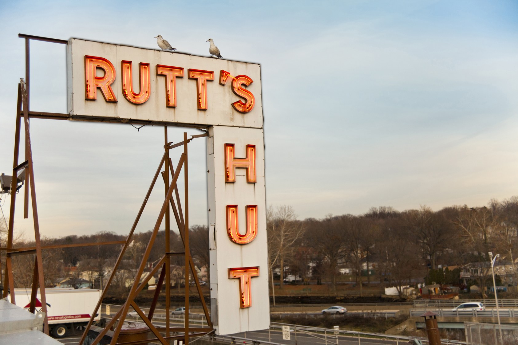 Rutt's Hut — Home of the Ripper