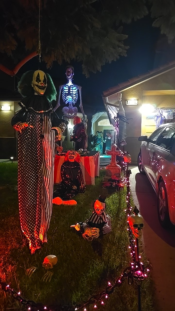 Haunted Garage Maze
