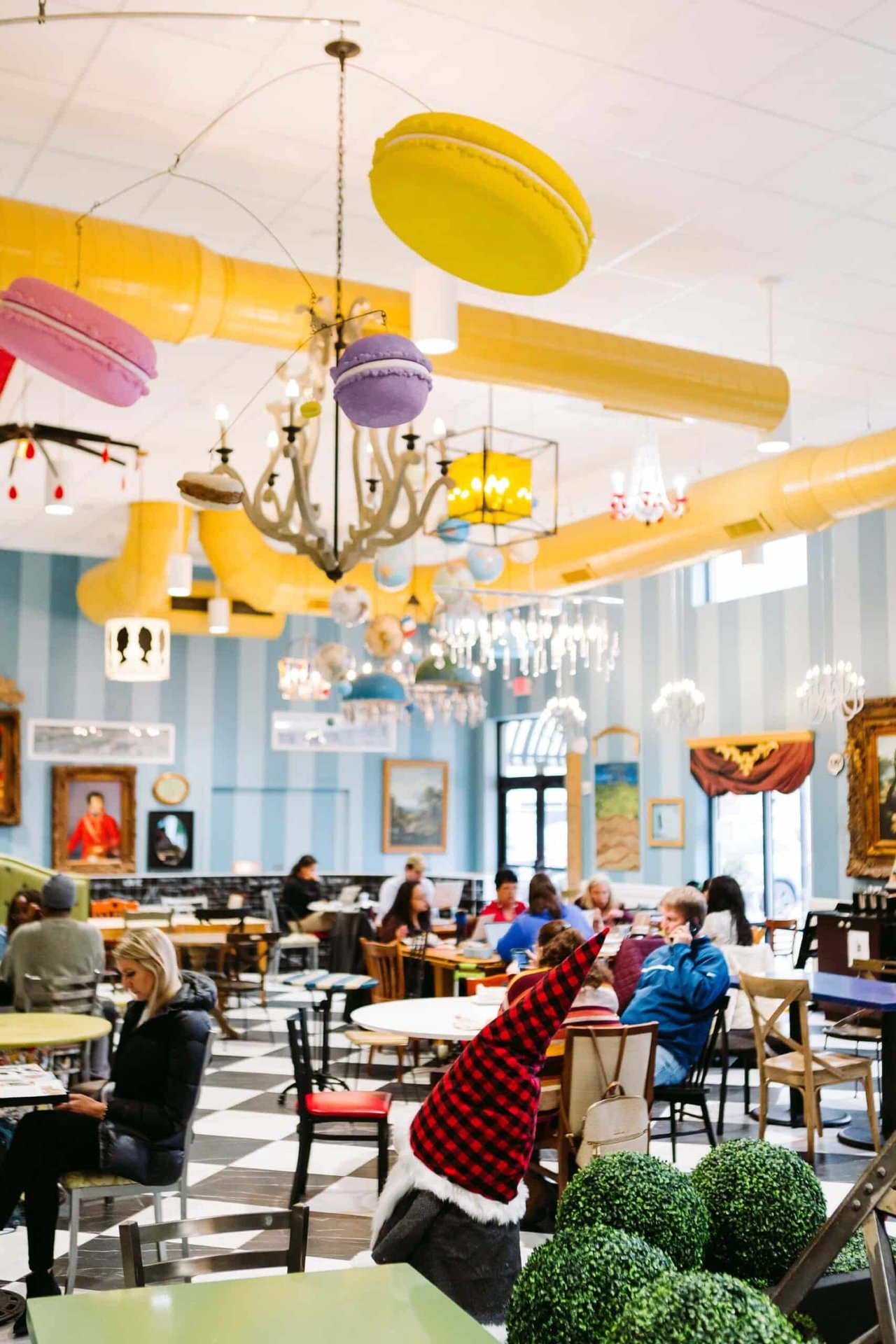 Amélie's French Bakery