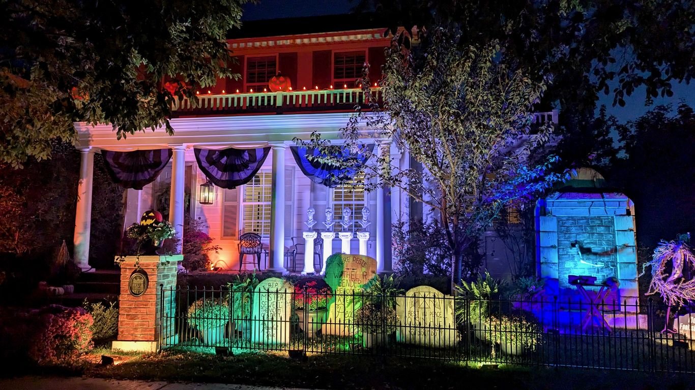 4 Peppermint Road — Commack, Long Island