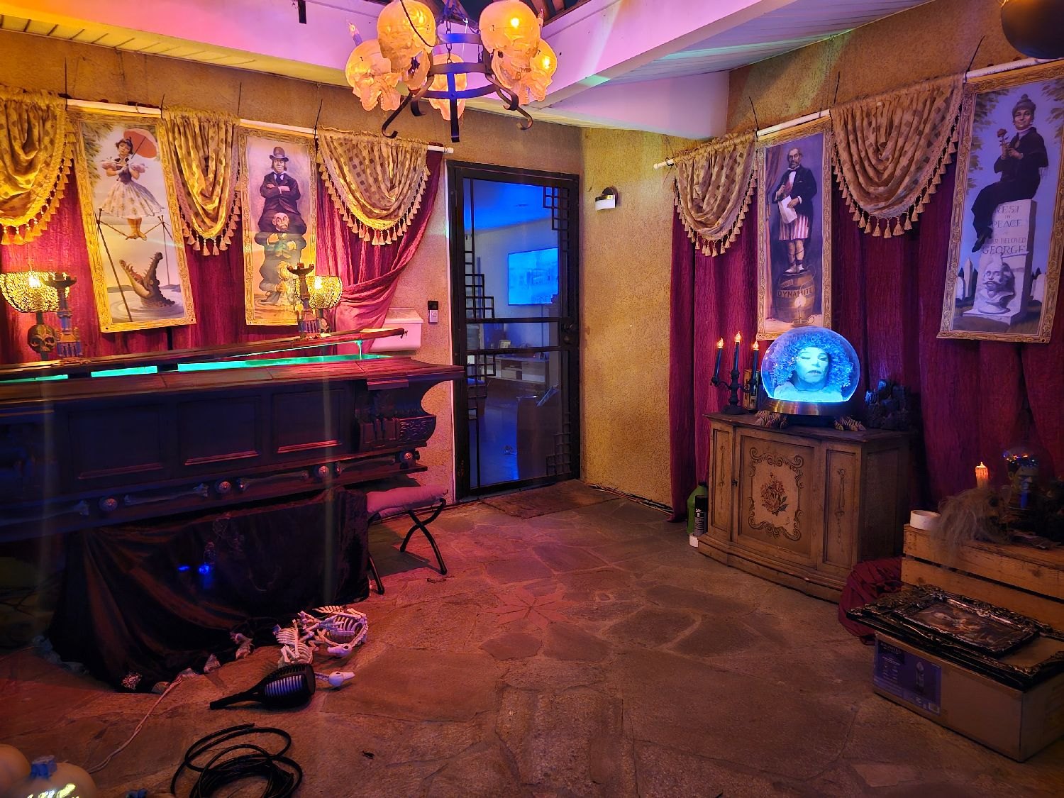 KARLOFF MANOR