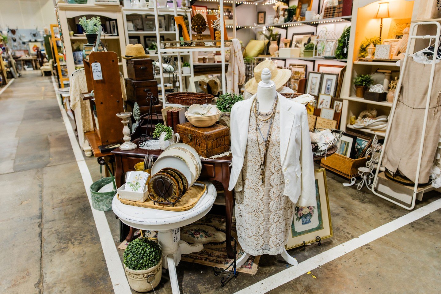 Sleepy Poet Antique Mall