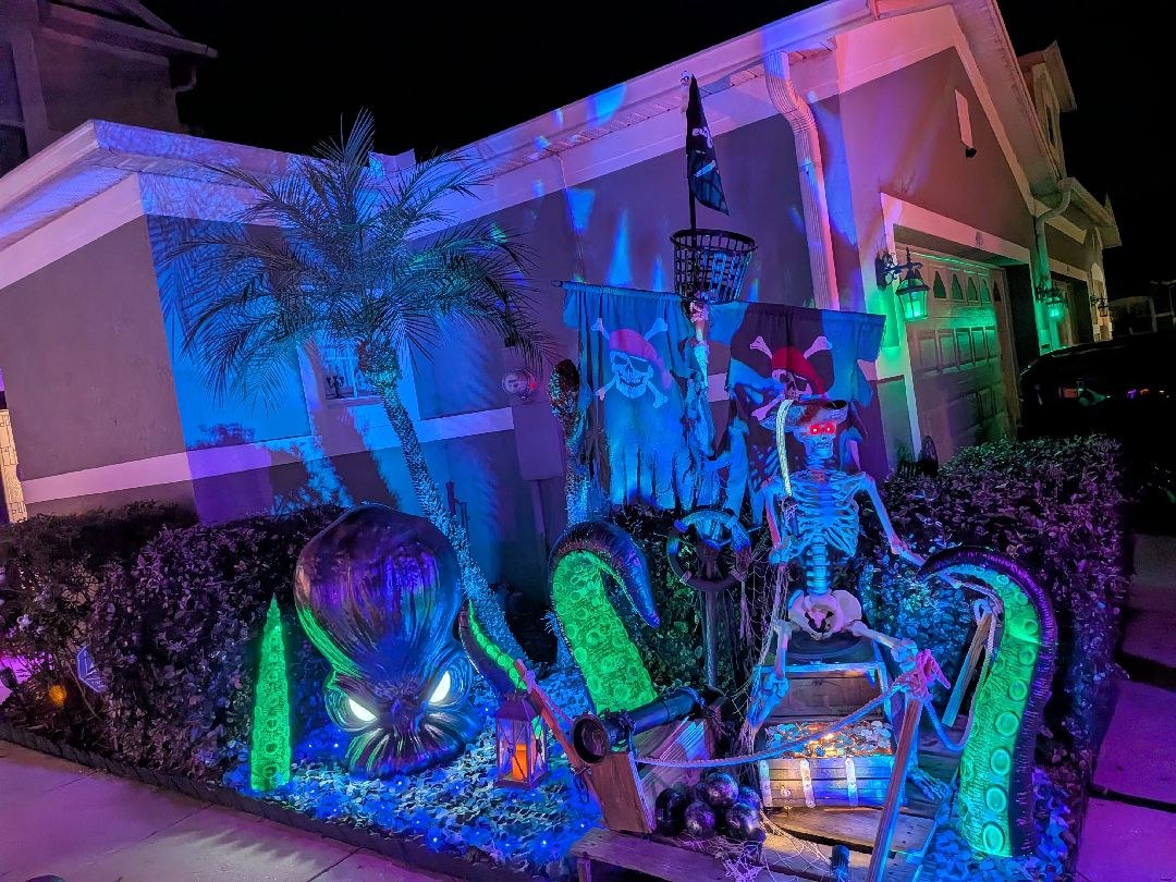 A Haunted Townhouse (Back Of Neighborhood)