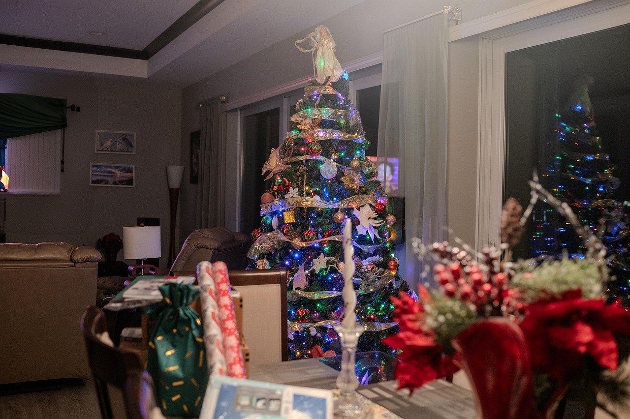 Wagner Family Magical Holiday Spheres