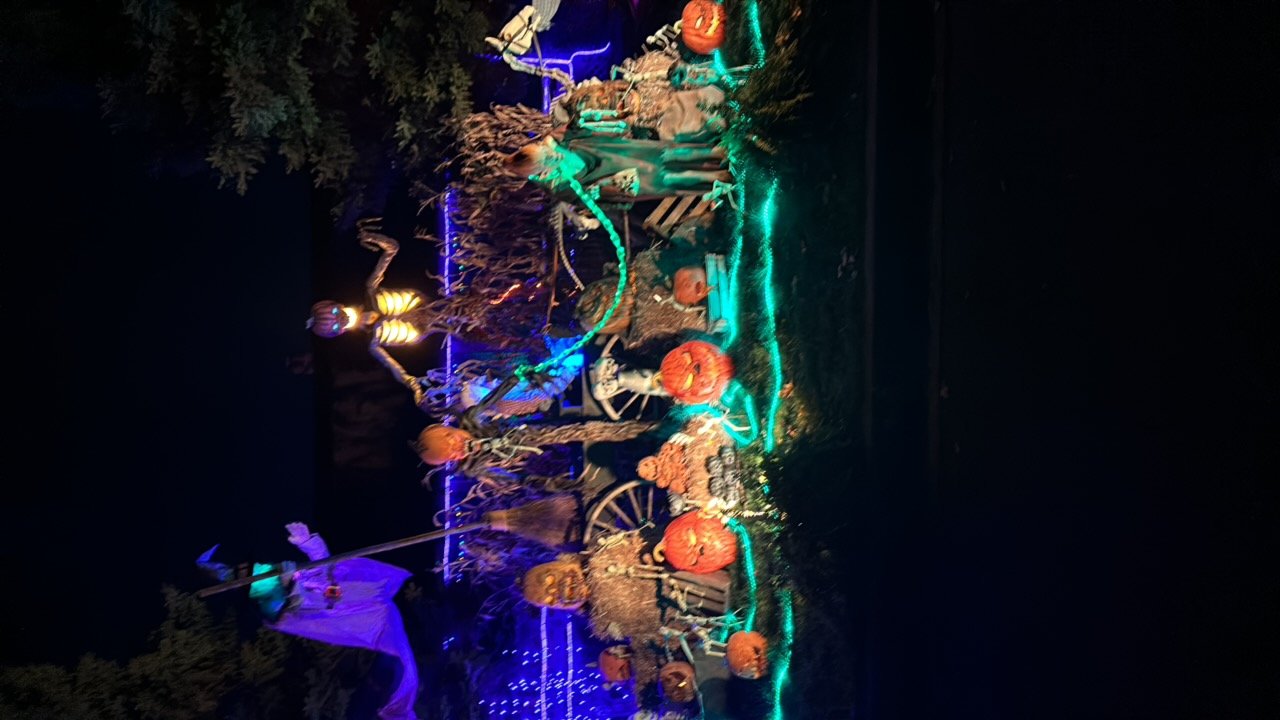 Green Barn House Halloween