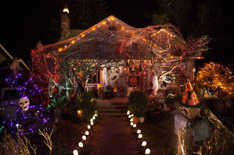605 Birch Hollow Dr — Shirley, Long Island