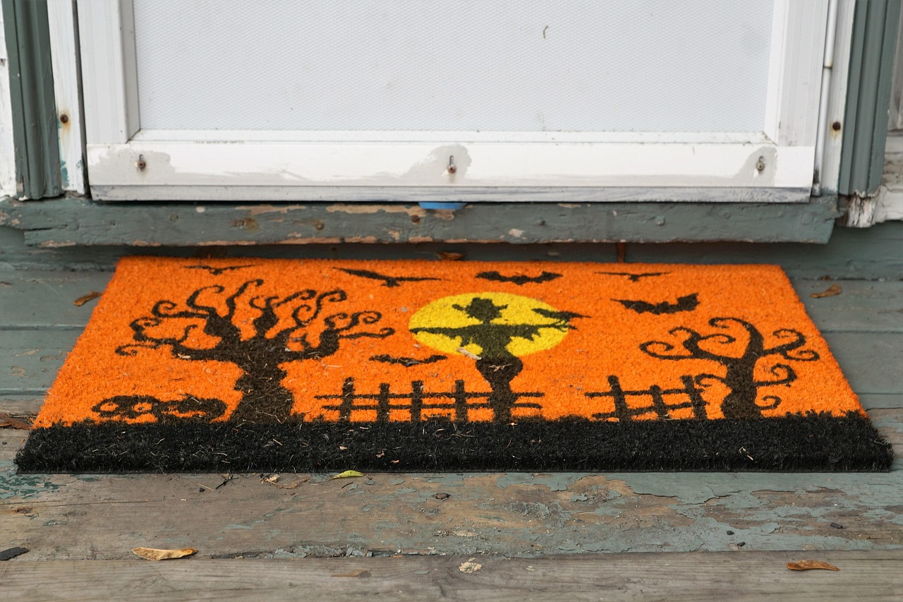 1 Adams Court Halloween Display