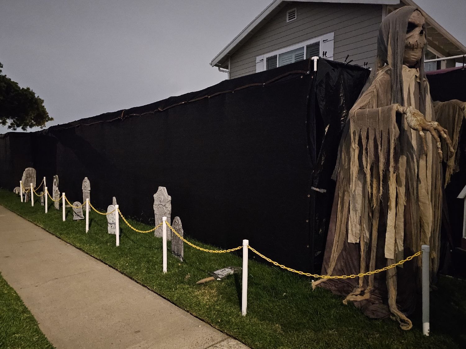 Cursed Cul-de-sac