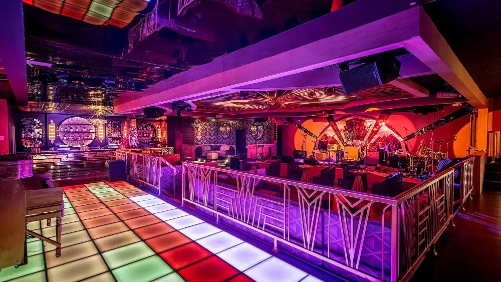 MUZIQUE Fridays — Kiss Kiss Bang Bang · Fri Nov 6
