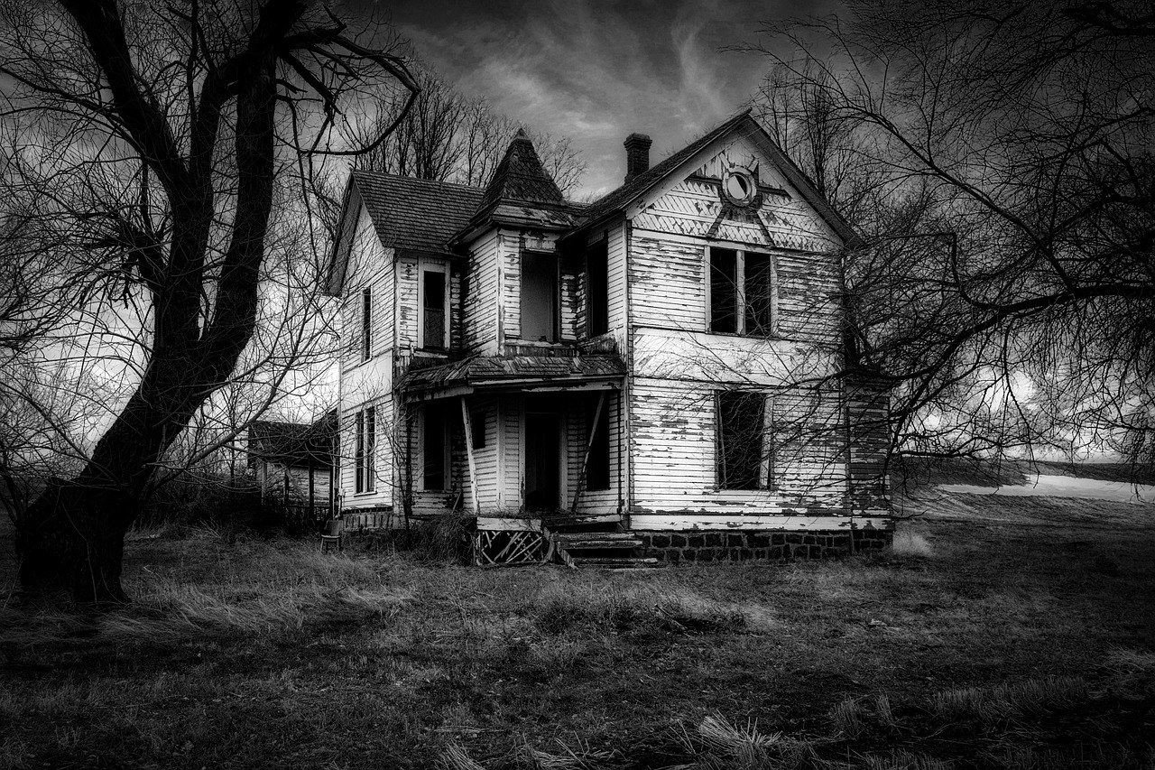 Hangman's House of Horrors — through Oct 31