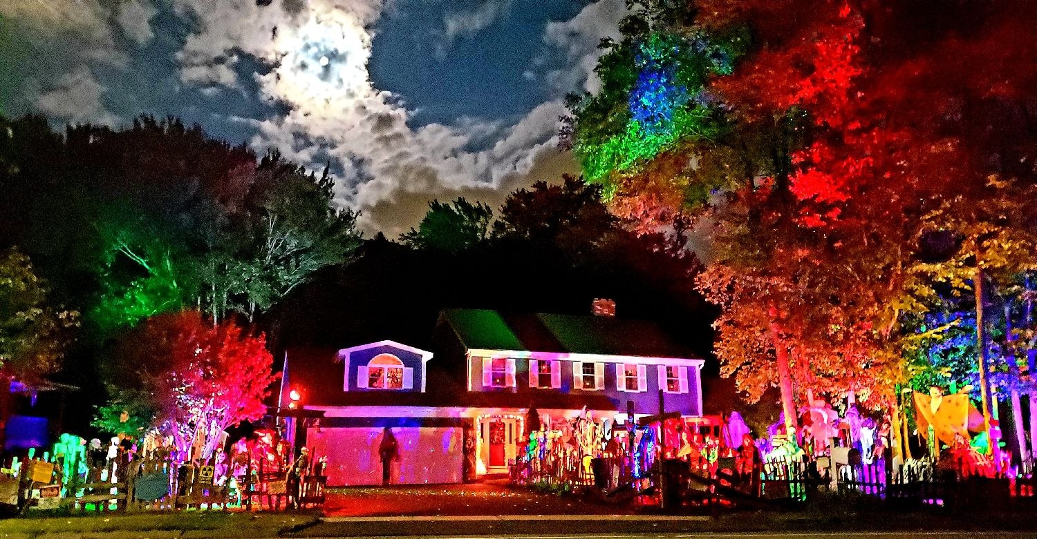 MEGA METACOMET HALLOWEEN THRILLER