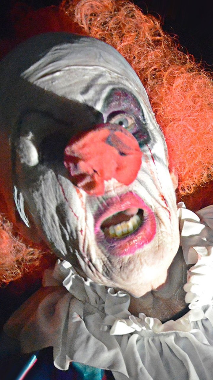 Mom's Haunted House