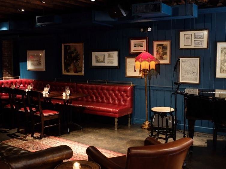 Fraunces Tavern — Historic Tavern & Restaurant