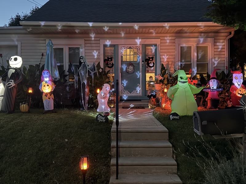THIS IS HALLOWEEN!