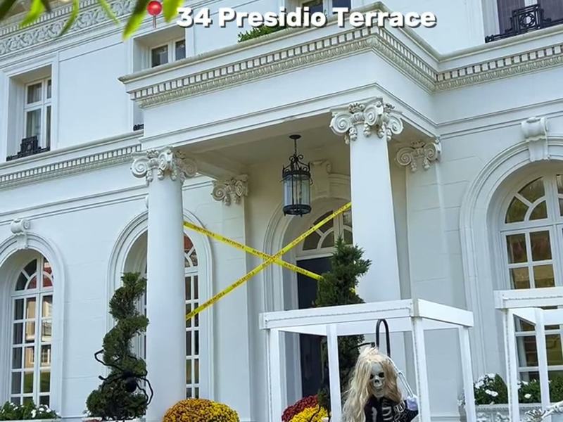 Presidio Terrace Mansion Display