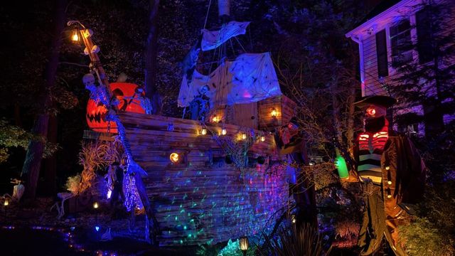 Pirate Ship Walkthrough — 7 Holly Oak Dr, Voorhees (open all day til 10pm)