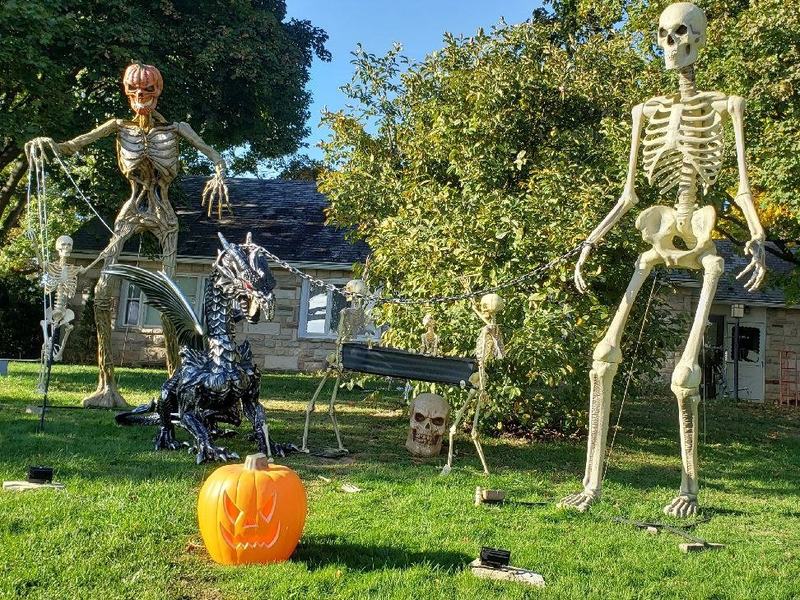 Ebenezers Haunted House on the Hill