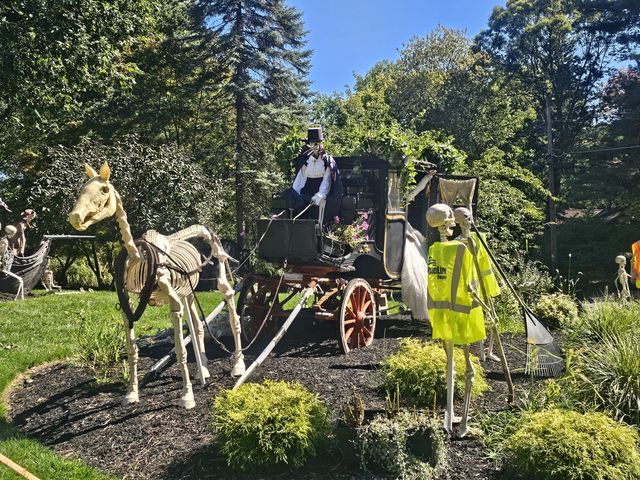 Mahwah Haunt — 47 Glenmere Terrace, Mahwah