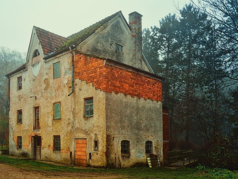 The Trevose Blow Mold House