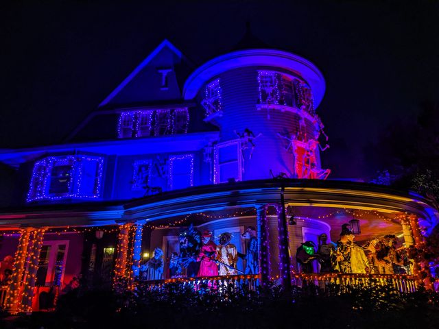 86 Chateau Drive — Melville, Long Island