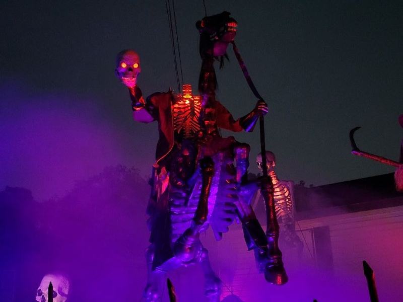 Helmet St Haunt