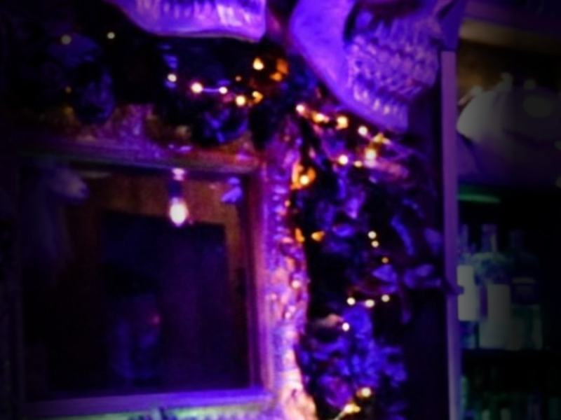 Beetle House — Tim Burton Halloween Bar & Restaurant