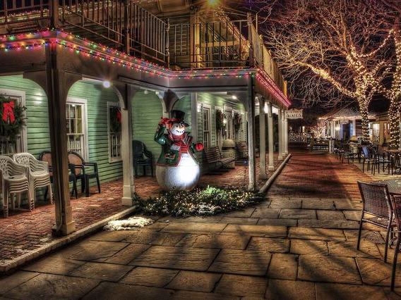 Christmas At The Nietzers