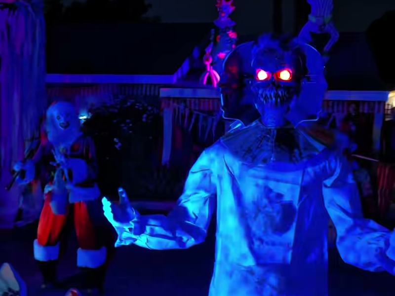 Catalina Ave Halloween House
