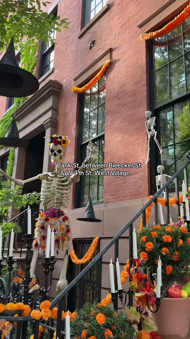 Bank St Stoop — West Village
