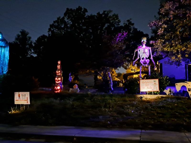 Hook's Haunted Hollow