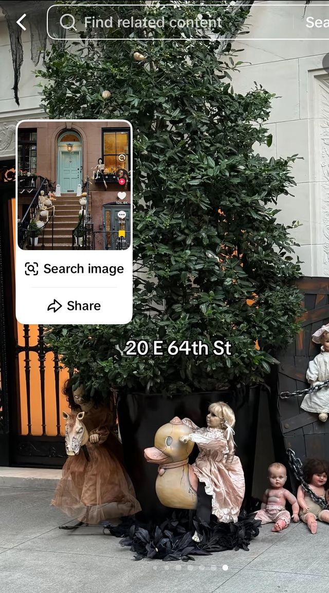 Creepy Dolls Stoop