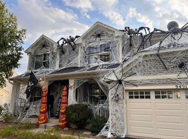 21 Anvil Ln — Levittown, Long Island
