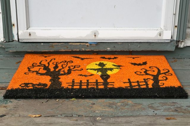 1 Adams Court Halloween Display