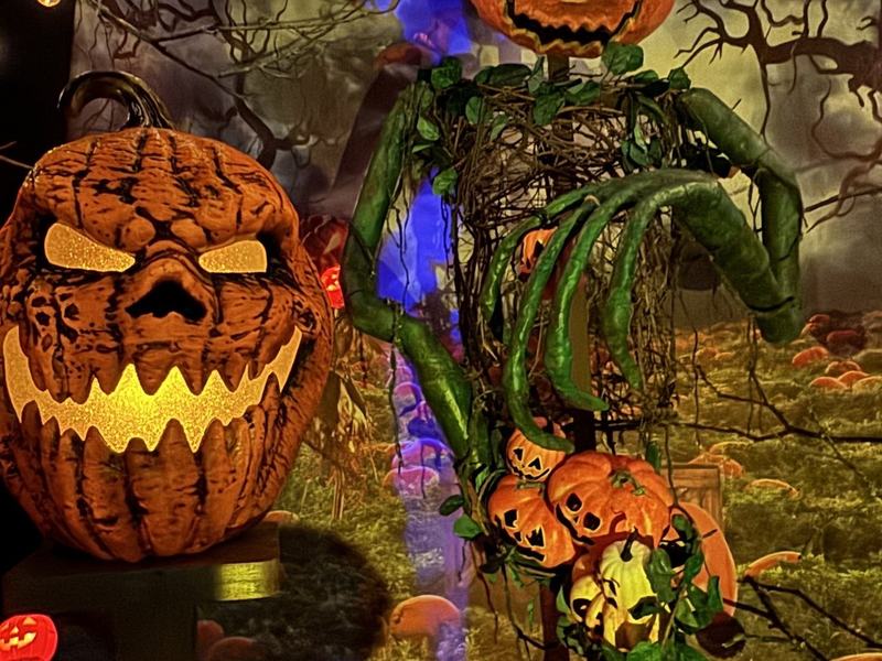 Main Street Yard Haunt