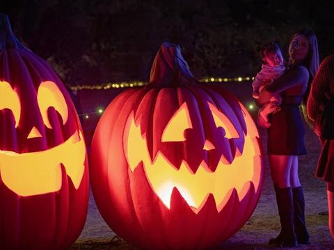 Pumpkin Nights — Pioneer Farms · Sep 17-Nov 1