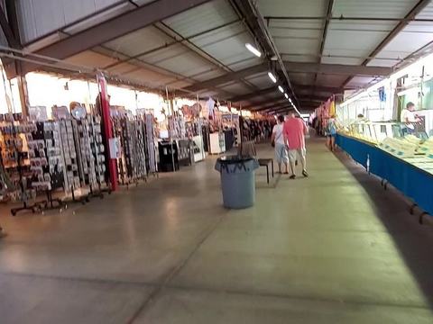Mesa Market Place Swap Meet — Mesa, AZ · Friday–Sunday 8am–4pm, year-round