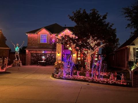 Willbern Halloween House
