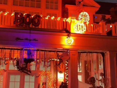 Jack-O'-Lantern Street House