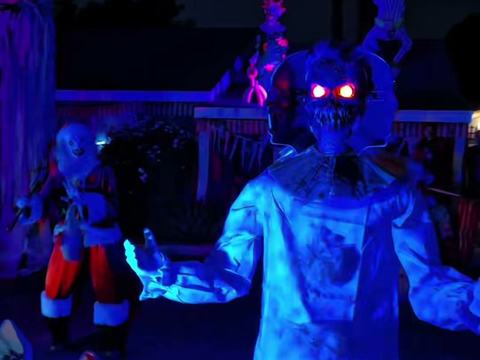 Catalina Ave Halloween House