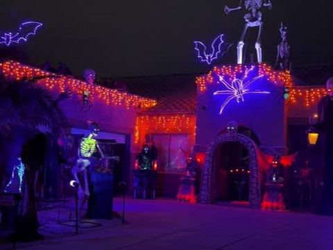 Reins Road Halloween House