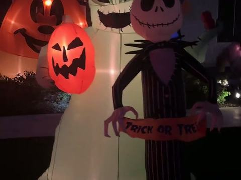 Monte Lindo Halloween Neighborhood
