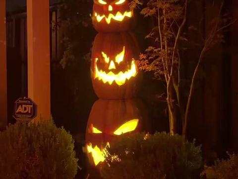 Scary Pumpkins House