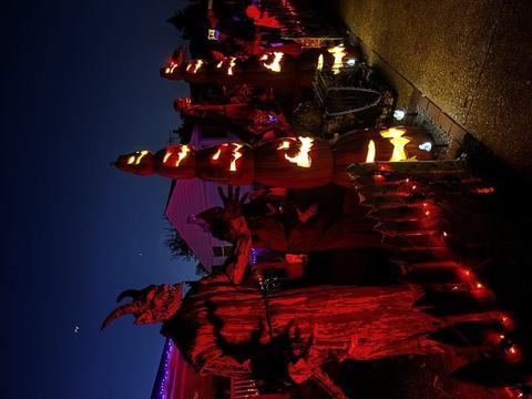 Gruesome Graveyard