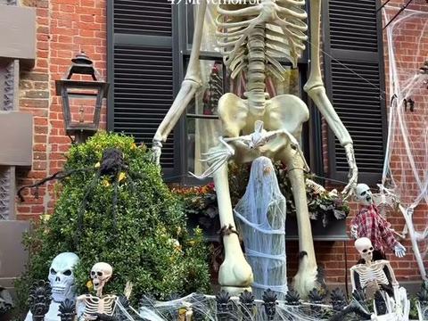 12-Foot Skeleton — Beacon Hill