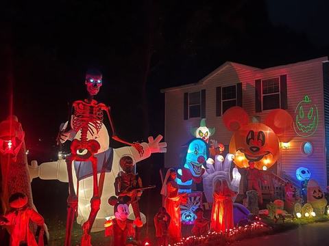 eric’s halloween house