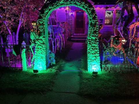Tucker Family Halloween Display