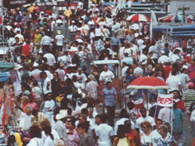 Englishtown Auction & Flea Market — Englishtown, NJ · Sat & Sun, 8 AM–4 PM, year-round