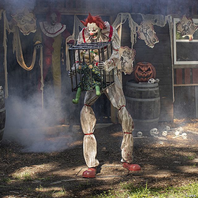Hagen's Haunted House — 357 E 3rd St